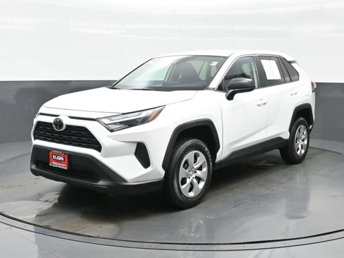 Used 2024 Toyota RAV4 LE image 2