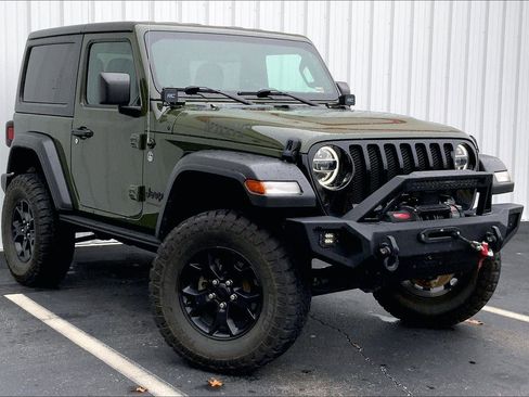 Used 2021 Jeep Wrangler Willys image 2