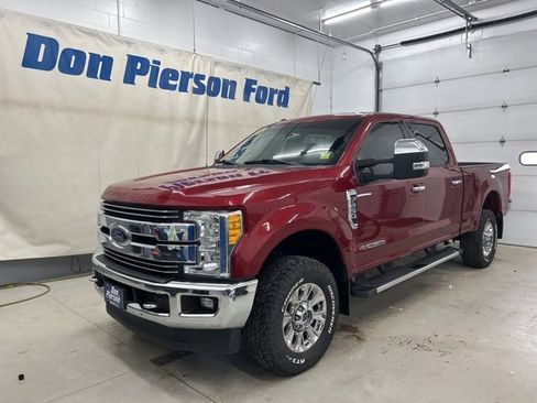 Used 2017 Ford F250 Lariat w/ Chrome Package image 1