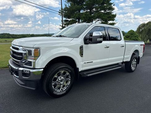 Used 2022 Ford F350 Lariat w/ Lariat Ultimate Package AWD/4WD image 2