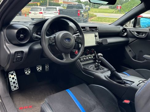Used 2025 Subaru BRZ tS RWD image 7