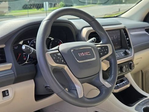 Used 2020 GMC Acadia Denali w/ Trailering Package AWD/4WD image 11