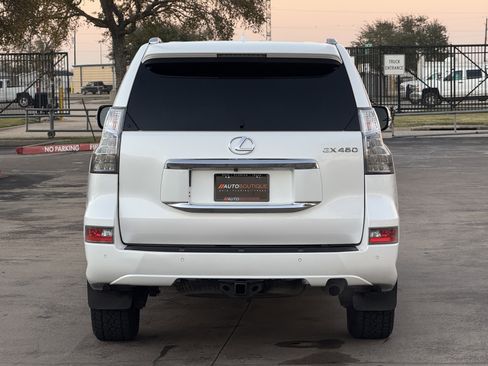 Used 2014 Lexus GX 460 image 8