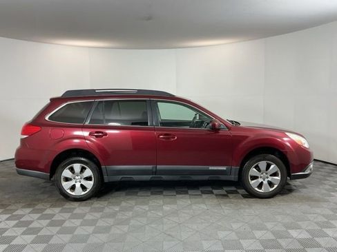 Used 2012 Subaru Outback 2.5i Premium w/ All-Weather Pkg AWD/4WD image 4