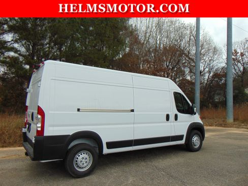 New 2026 RAM ProMaster 2500 w/ Convenience Group image 17