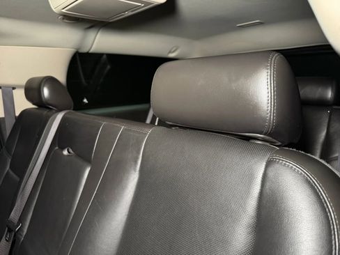 Used 2010 GMC Yukon XL Denali image 55