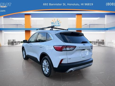 Used 2020 Ford Escape SE FWD image 12