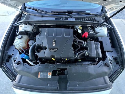 Used 2017 Lincoln Continental Reserve w/ Luxury Package image 47