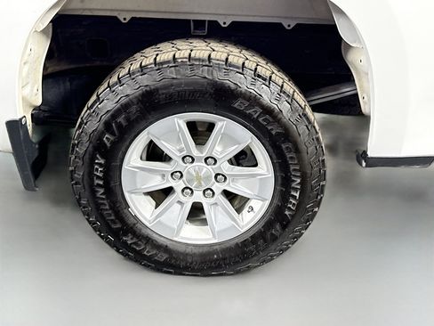 Used 2023 Chevrolet Silverado 1500 LT w/ Work Truck Package AWD/4WD image 36