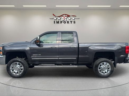 Used 2015 Chevrolet Silverado 2500 LTZ w/ LTZ Plus Package AWD/4WD image 2