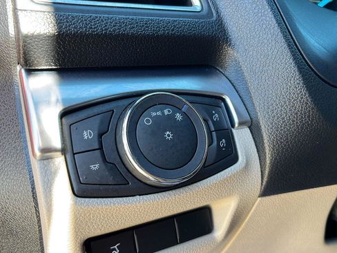 Used 2018 Ford Explorer Limited FWD image 17