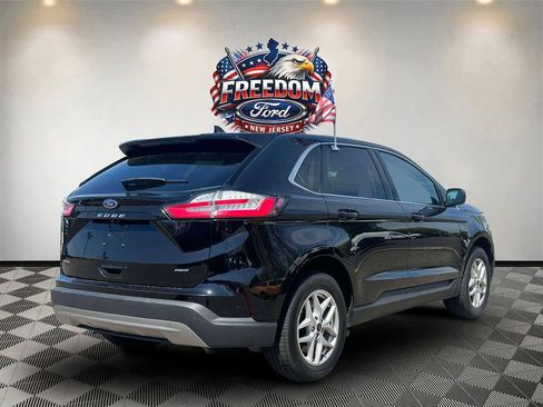 Certified 2024 Ford Edge SEL AWD/4WD image 4