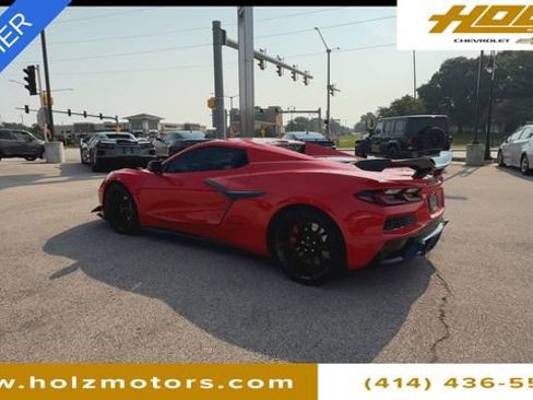 Used 2024 Chevrolet Corvette Z06 image 7