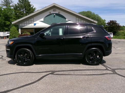 Used 2019 Jeep Compass Latitude AWD/4WD image 6