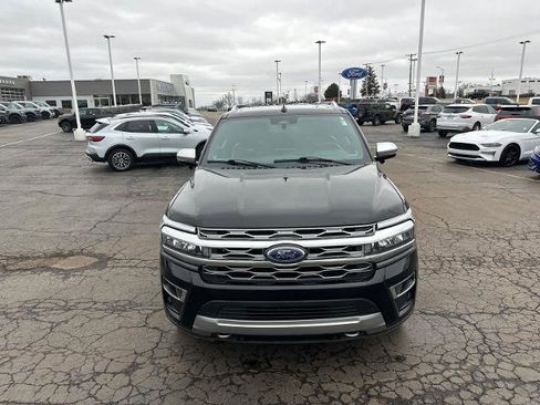 Certified 2023 Ford Expedition Max Platinum image 3