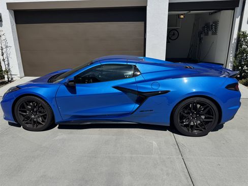 Used 2024 Chevrolet Corvette Z06 image 5