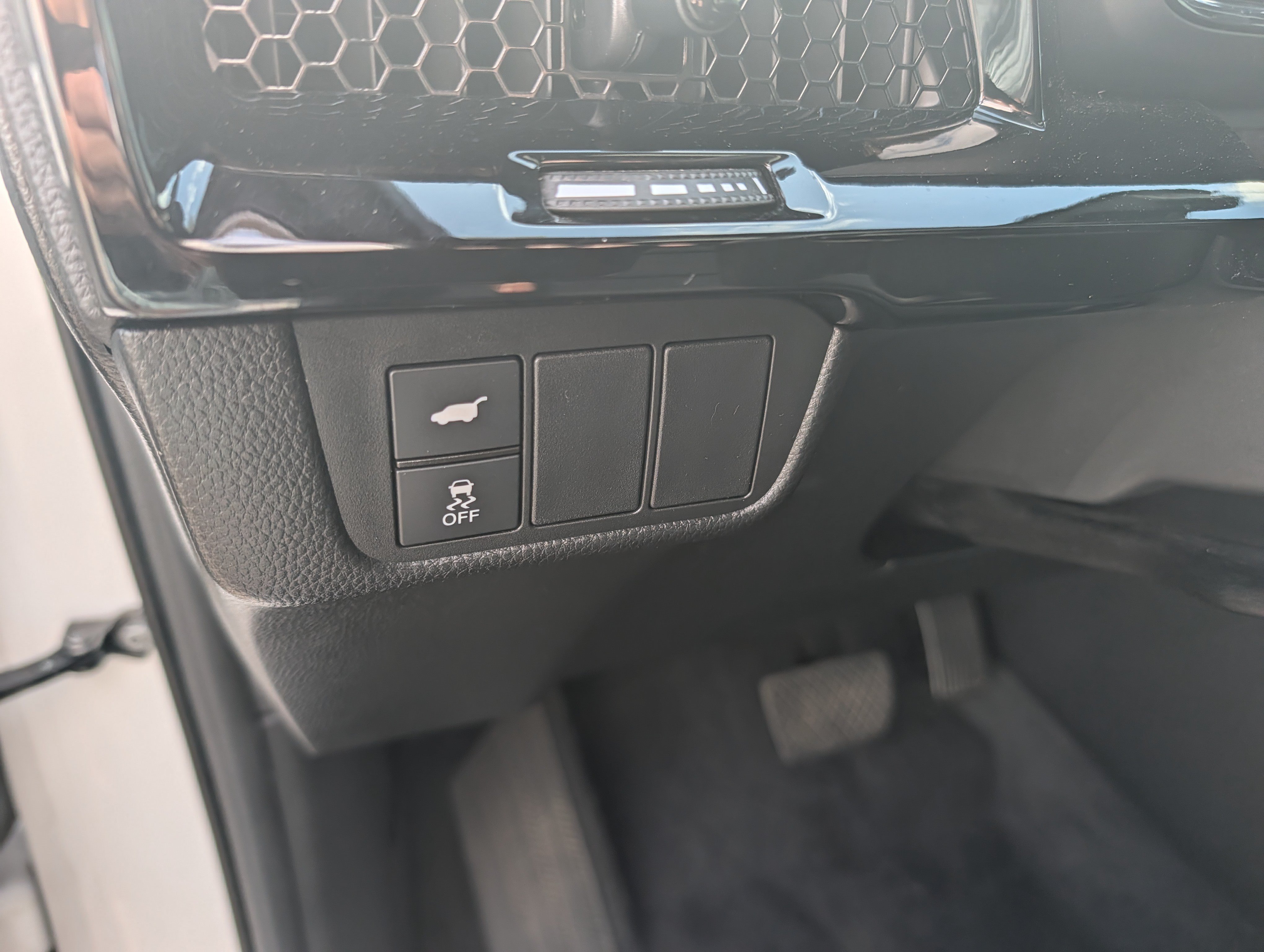 Used 2025 Honda CR-V Sport Touring image 26