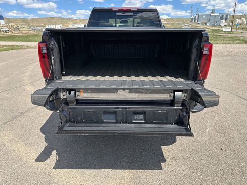 New 2025 GMC Sierra 3500 SLT w/ SLT Premium Package AWD/4WD image 27