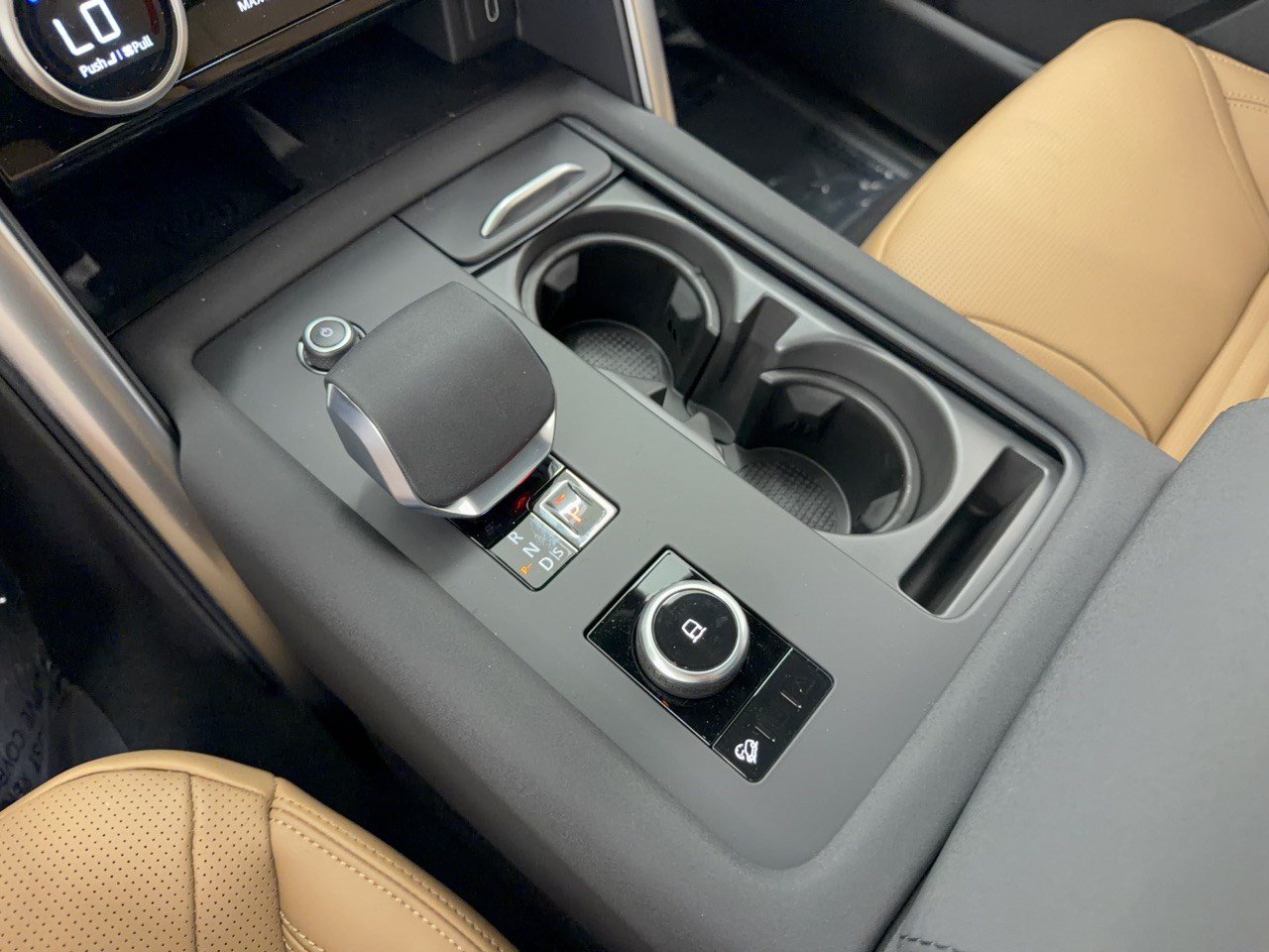 New 2026 Land Rover Discovery Dynamic SE AWD/4WD image 22