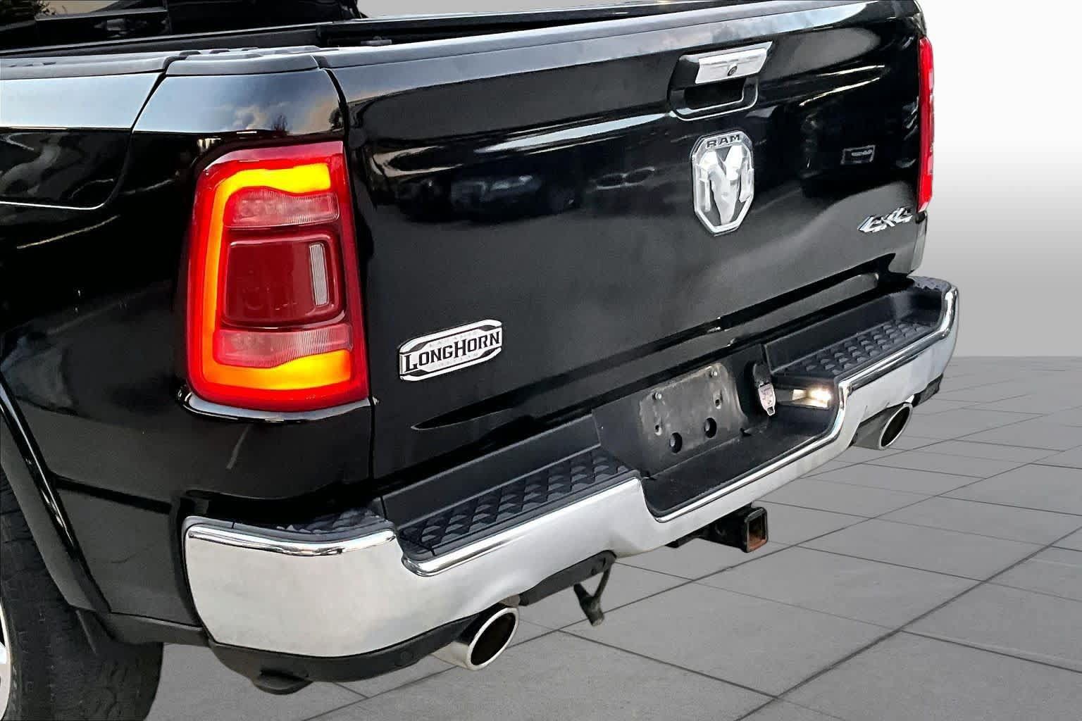 Used 2019 RAM 1500 Limited AWD/4WD image 35