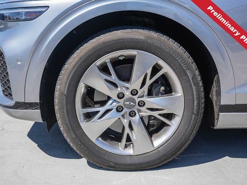 Used 2022 Genesis GV70 3.5T Sport w/ Sport Advanced Package AWD/4WD image 11