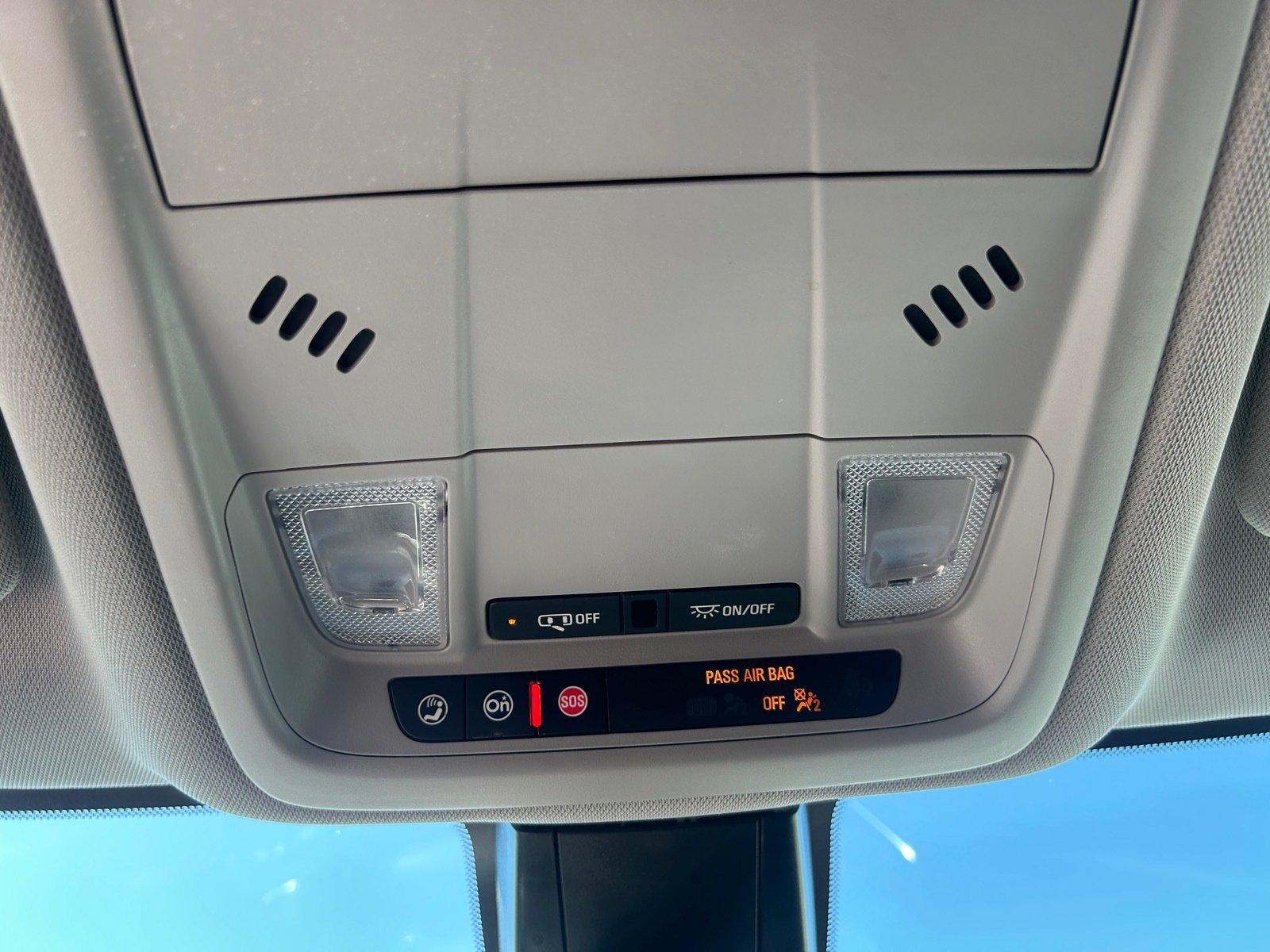 Used 2025 Chevrolet Blazer LT FWD image 28