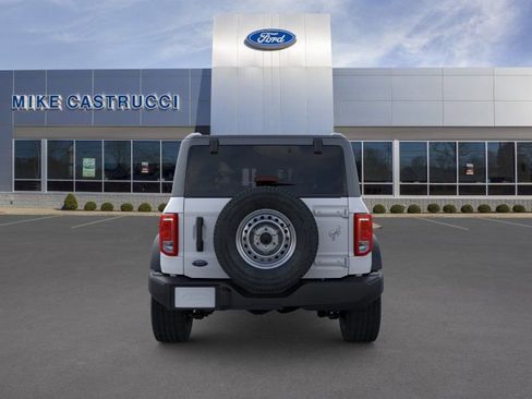 New 2026 Ford Bronco 4-Door AWD/4WD image 5