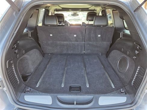 Used 2017 Jeep Grand Cherokee Limited w/ Luxury Group II image 13