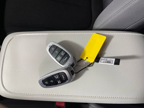 Used 2022 Hyundai Ioniq 5 SE image 26