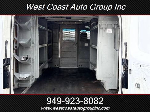 Used 2016 Nissan NV 2500 SV image 16