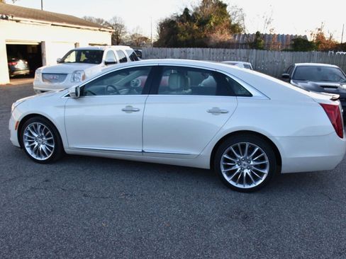 Used 2013 Cadillac XTS Platinum image 4
