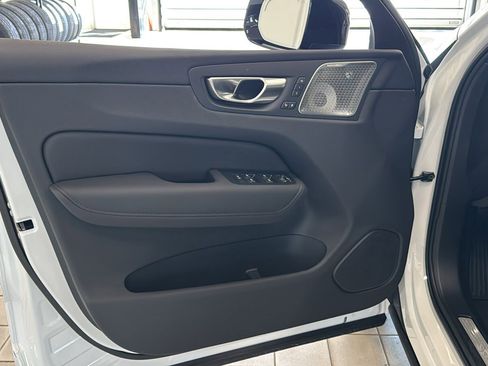 New 2026 Volvo XC60 B5 Ultra w/ Protection Package Premier AWD/4WD image 21