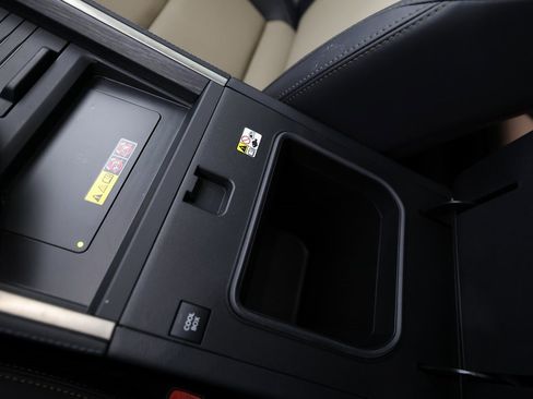 Used 2024 Lexus GX 550 image 38