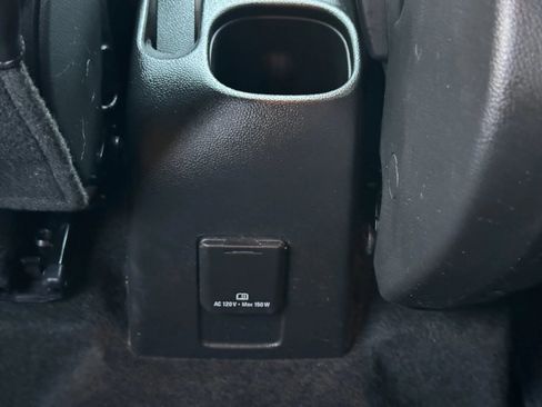 Used 2021 Chevrolet Trax LT image 36