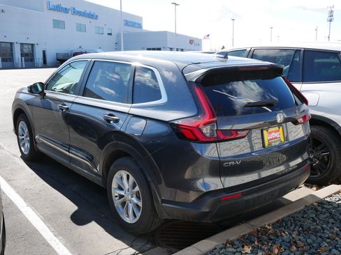 Used 2024 Honda CR-V EX image 5