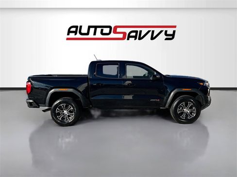 Used 2023 GMC Canyon AT4 image 8