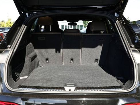 Certified 2025 Audi Q5 Premium Plus w/ Premium Plus AWD/4WD image 28
