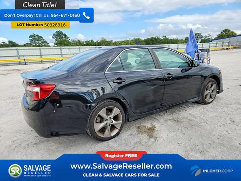 Used 2012 Toyota Camry SE image 4