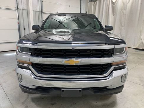 Used 2018 Chevrolet Silverado 1500 LT w/ All Star Edition image 26