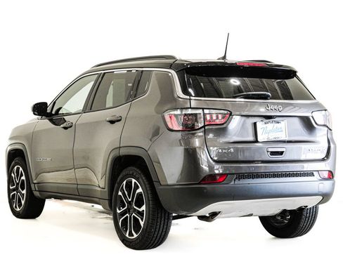 Used 2024 Jeep Compass Limited AWD/4WD image 8