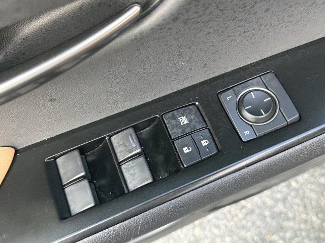 Used 2023 Lexus UX 250h AWD w/ Premium Package image 33