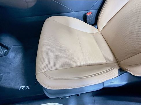 Used 2024 Lexus RX 350 Premium image 19