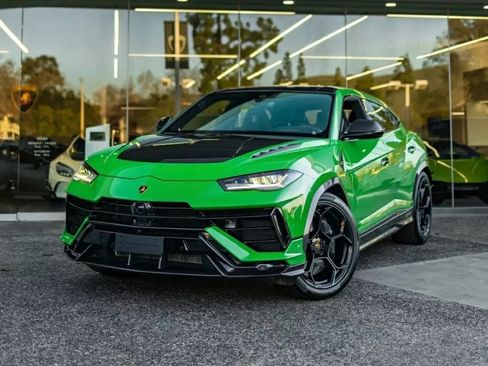 Used 2024 Lamborghini Urus Performante image 1