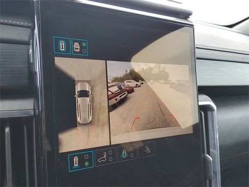 Used 2025 GMC Acadia Elevation image 19