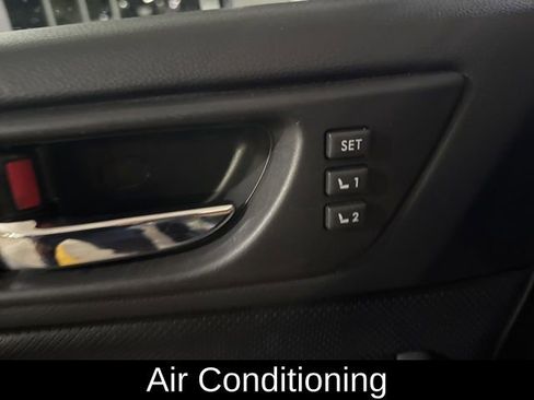 Used 2015 Subaru Legacy 2.5i Limited image 16