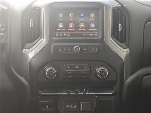 Used 2021 Chevrolet Silverado 2500 Custom w/ Custom Value Package image 16