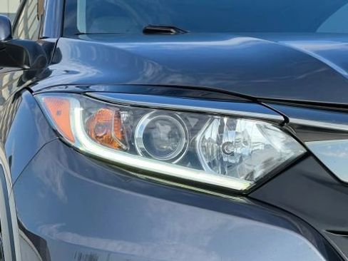 Used 2019 Honda HR-V EX image 96