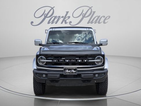 Used 2023 Ford Bronco Outer Banks AWD/4WD image 8