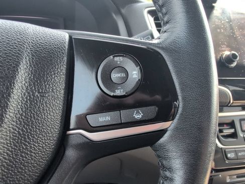 Used 2021 Honda Pilot Touring image 17