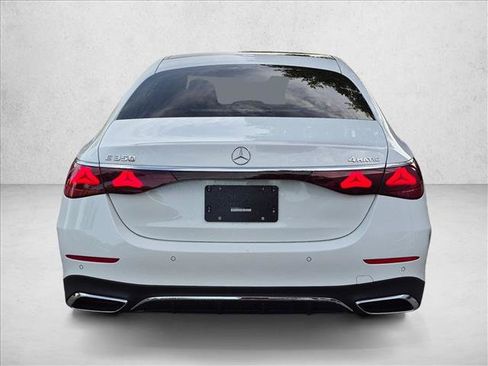 Used 2026 Mercedes-Benz E 350 4MATIC Sedan image 6